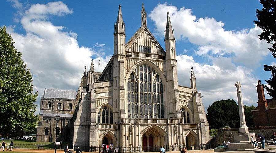 Blue badge parking enforcement in Winchester